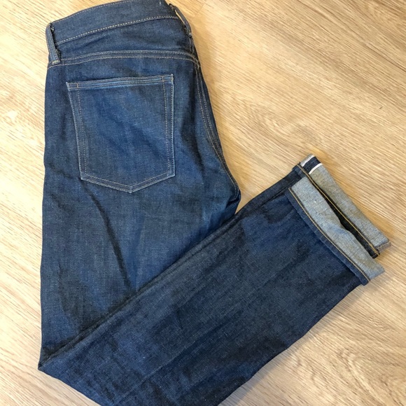 gap raw denim